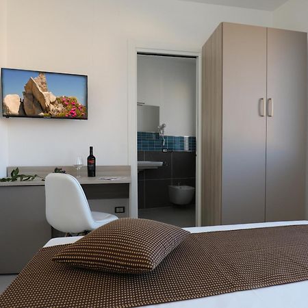 The Square Castelsardo Hotel ภายนอก รูปภาพ