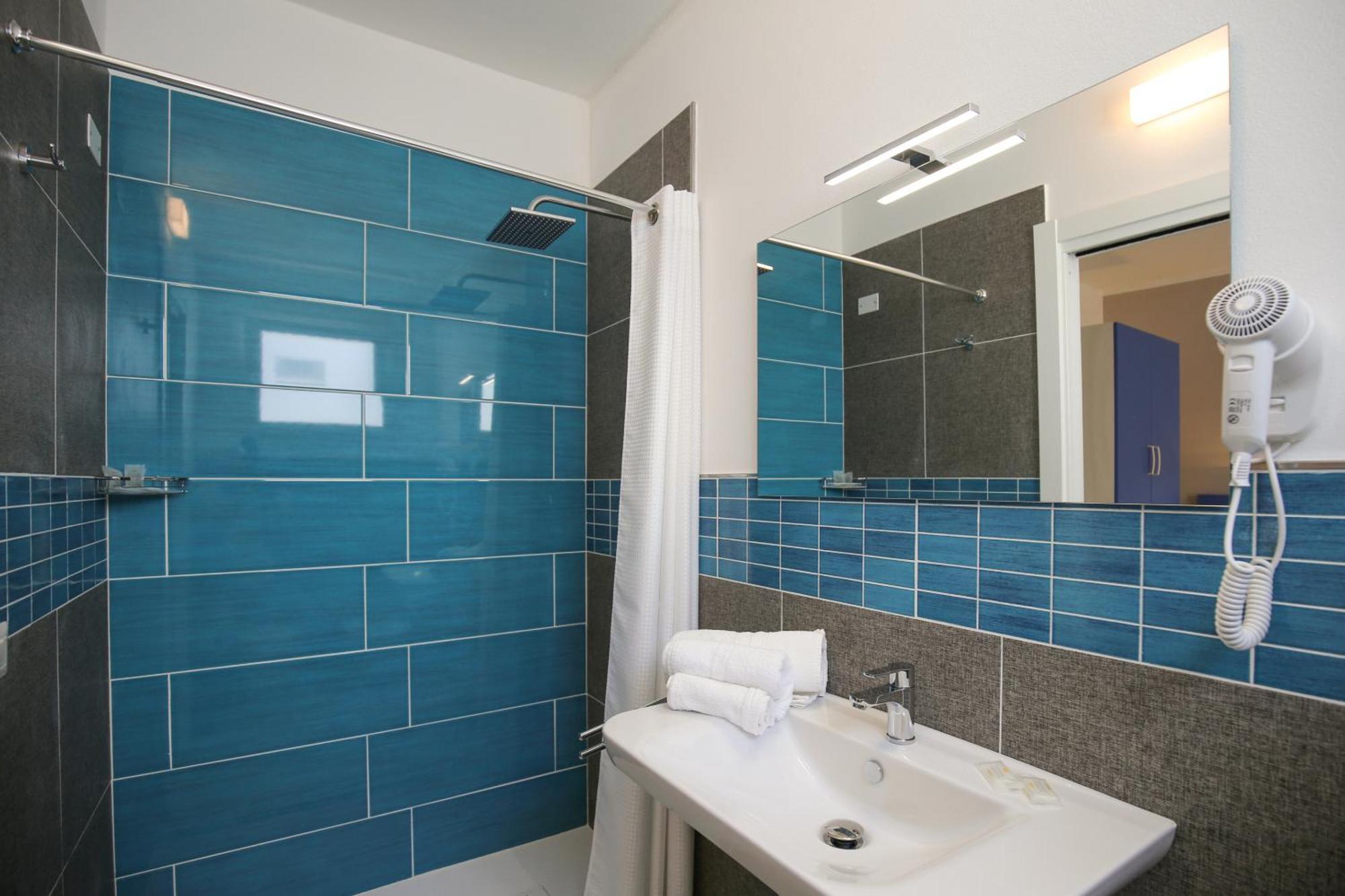 The Square Castelsardo Hotel ภายนอก รูปภาพ